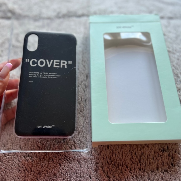 Offwhite phone cover for iPhone XS - Picture 1 of 4